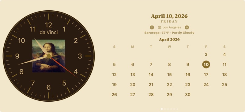 Desk mode with da Vinci theme and calendar